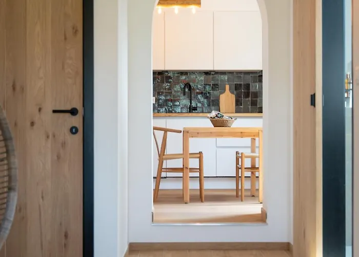 בית הארחה Le Cocon De Jeanne 3*